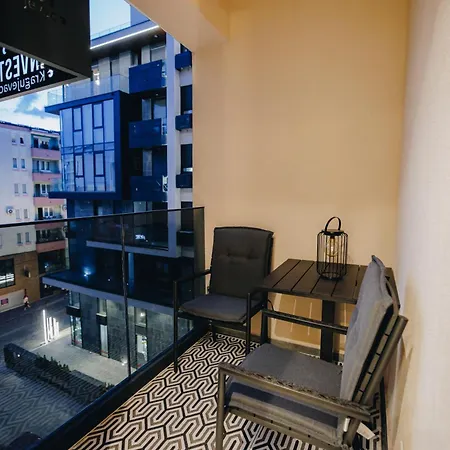 Marble Apartment *