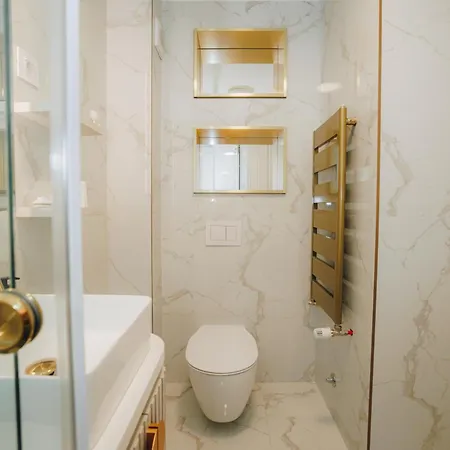 Marble Apartment